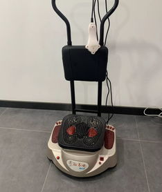 溫馨夕陽(yáng)紅 當(dāng)社區(qū)成為第二個(gè)家，美容技術(shù)如何點(diǎn)亮銀發(fā)時(shí)光